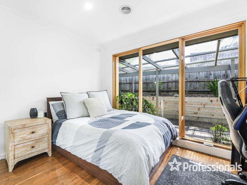 11 Nuraylia Avenue, Croydon image 6