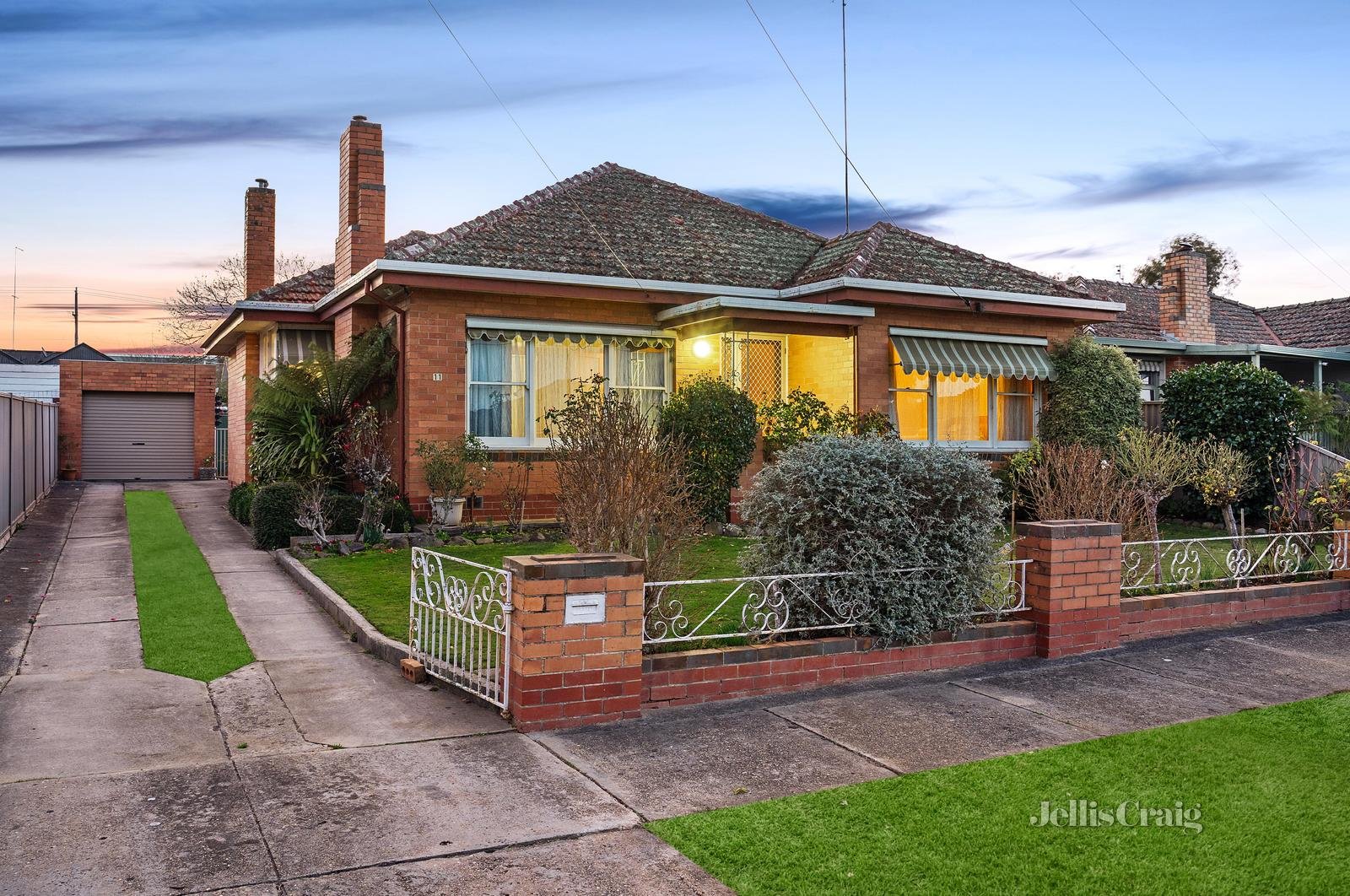 11 Oak Street, Wendouree image 1