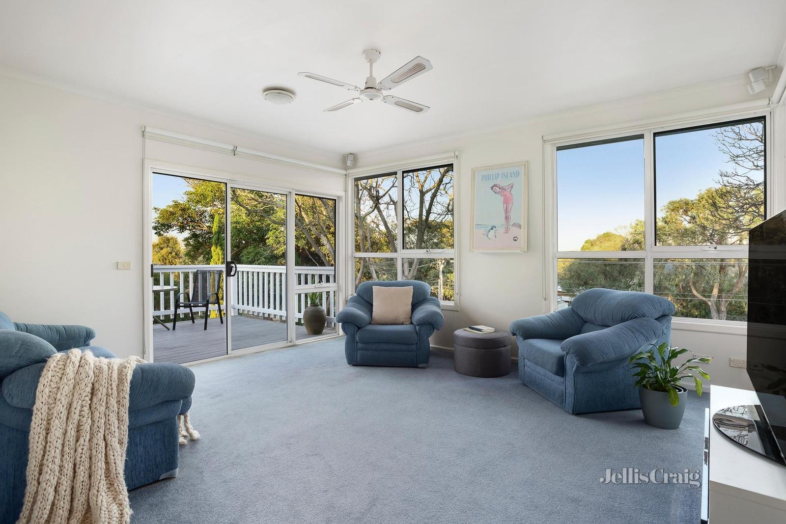 11 Olive Grove, Mentone image 4