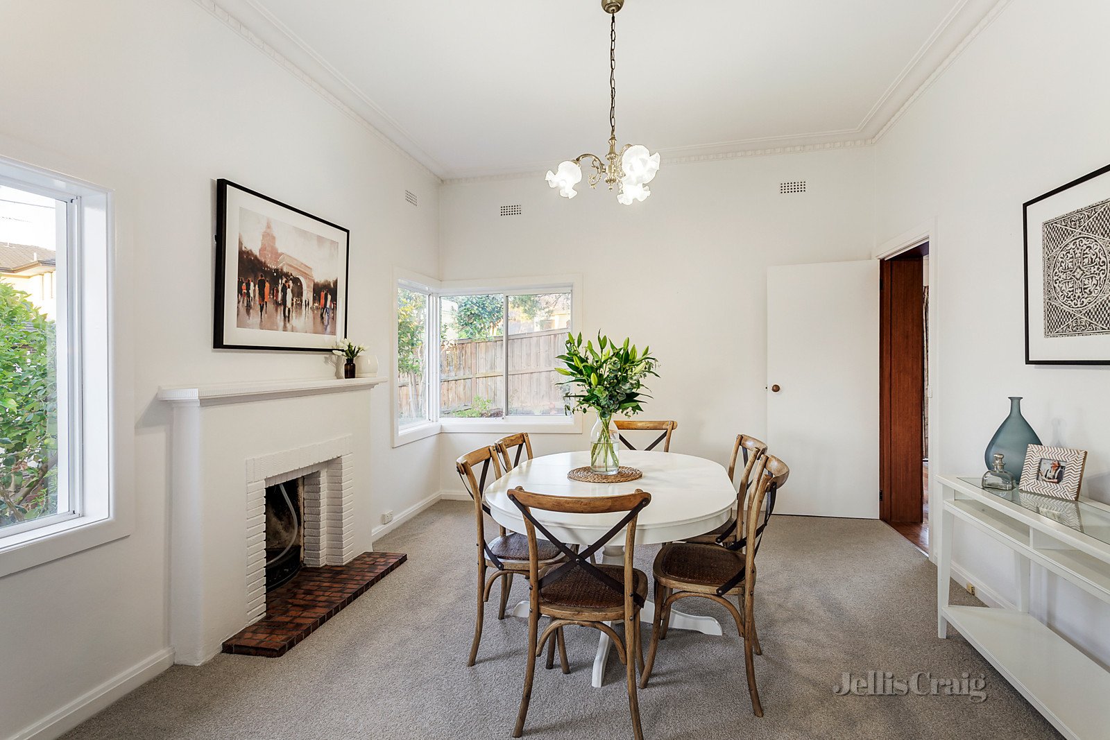 11 Outlook Drive, Camberwell image 3