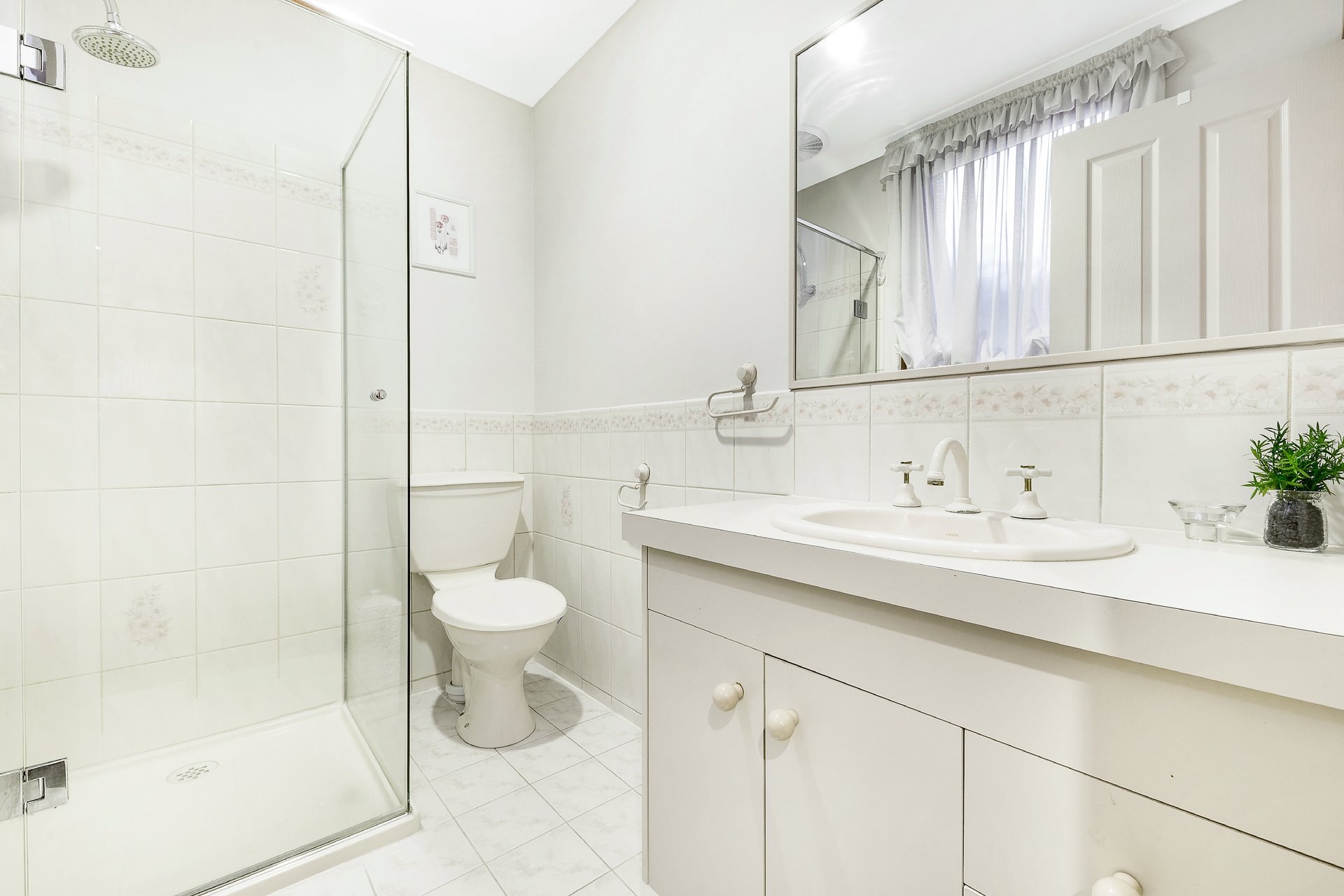 11 Page Court, Mulgrave image 10