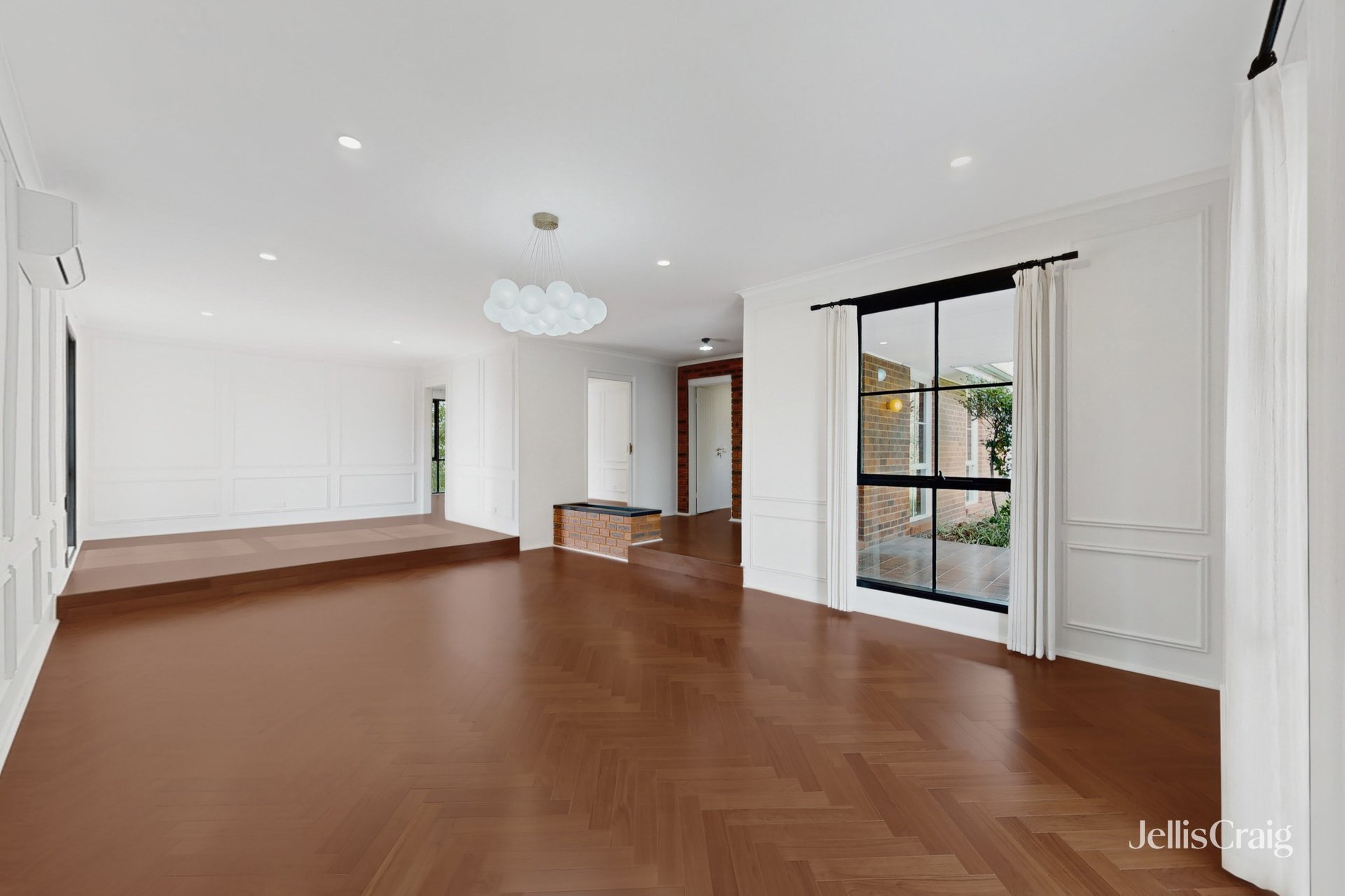11 Parkgate Drive, Ringwood image 2