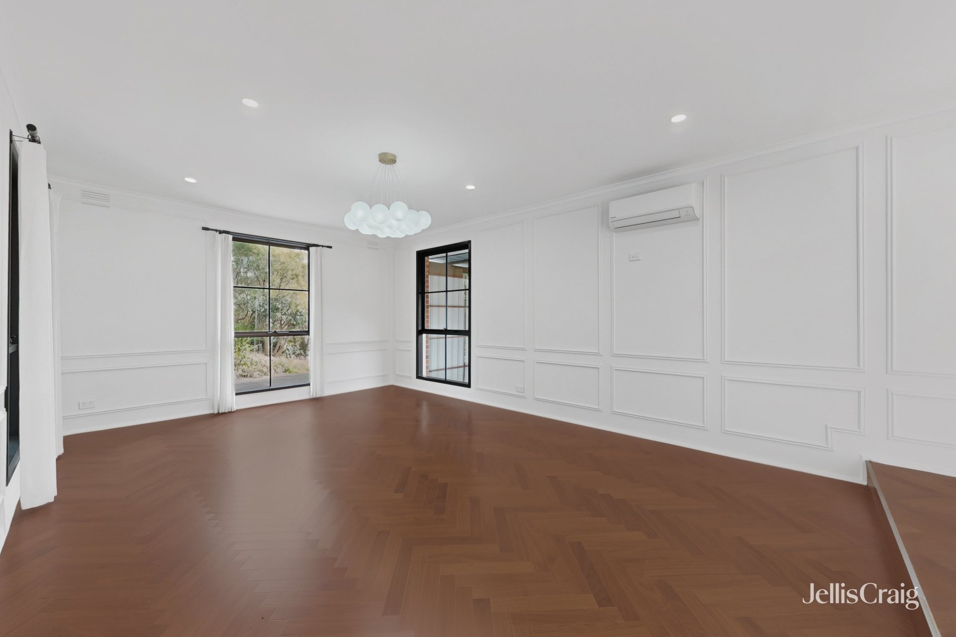 11 Parkgate Drive, Ringwood image 15