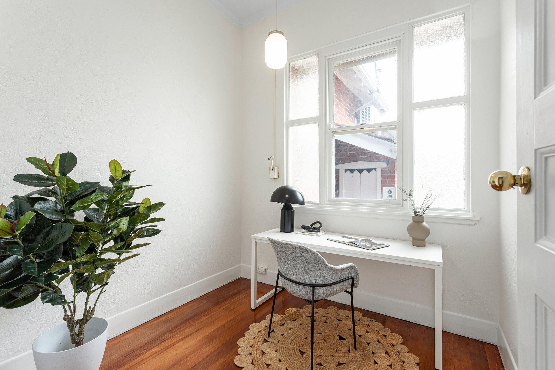 Property Gallery Thumbnail 8