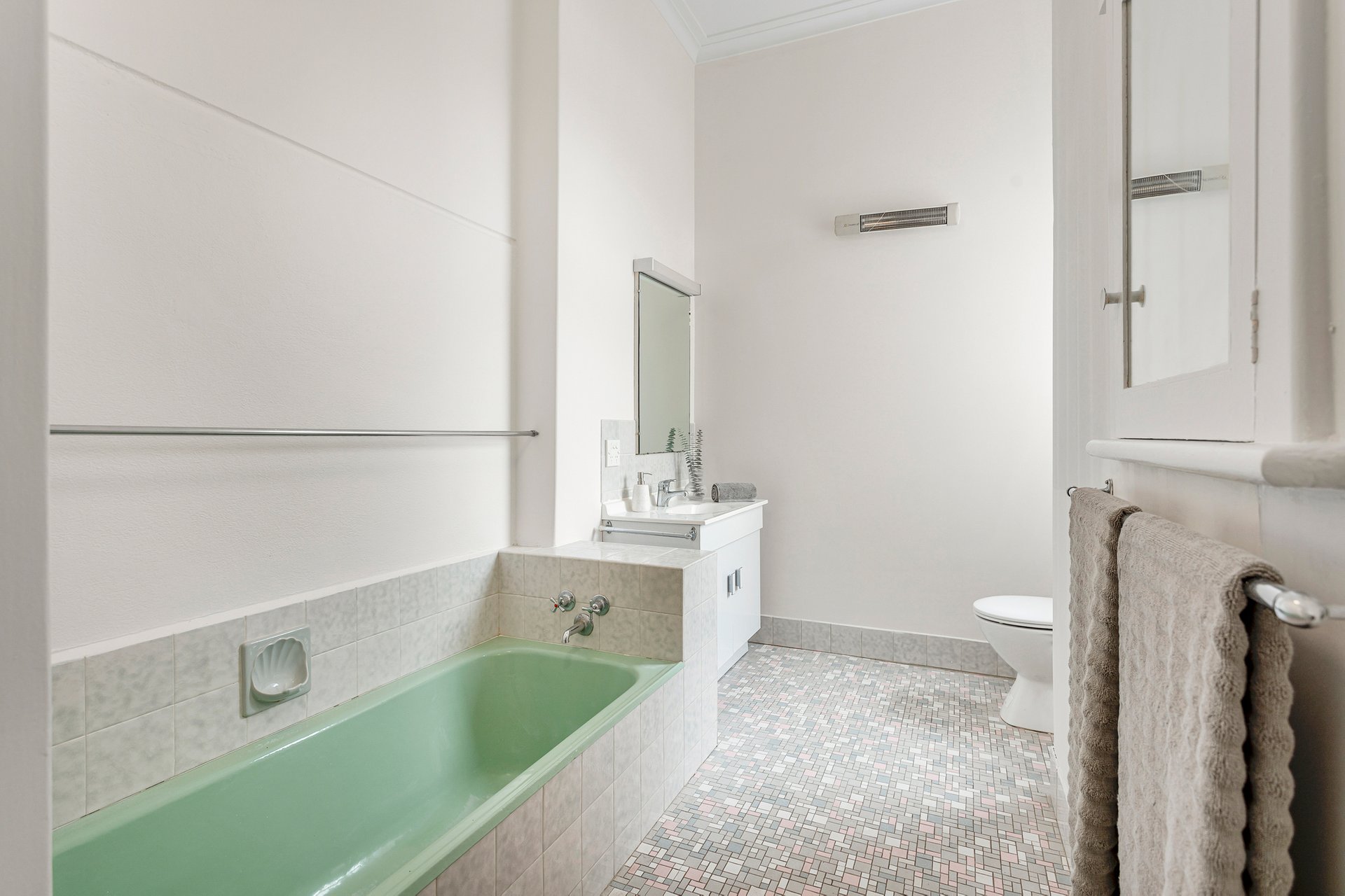 Property Gallery Thumbnail 10
