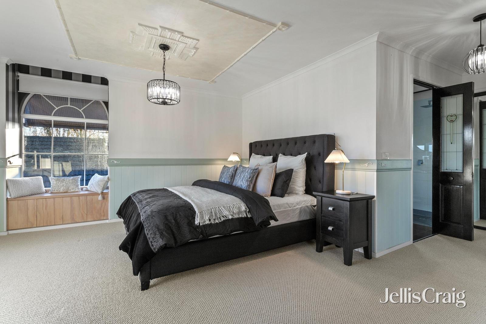 11 Partridge Way, Mooroolbark image 8