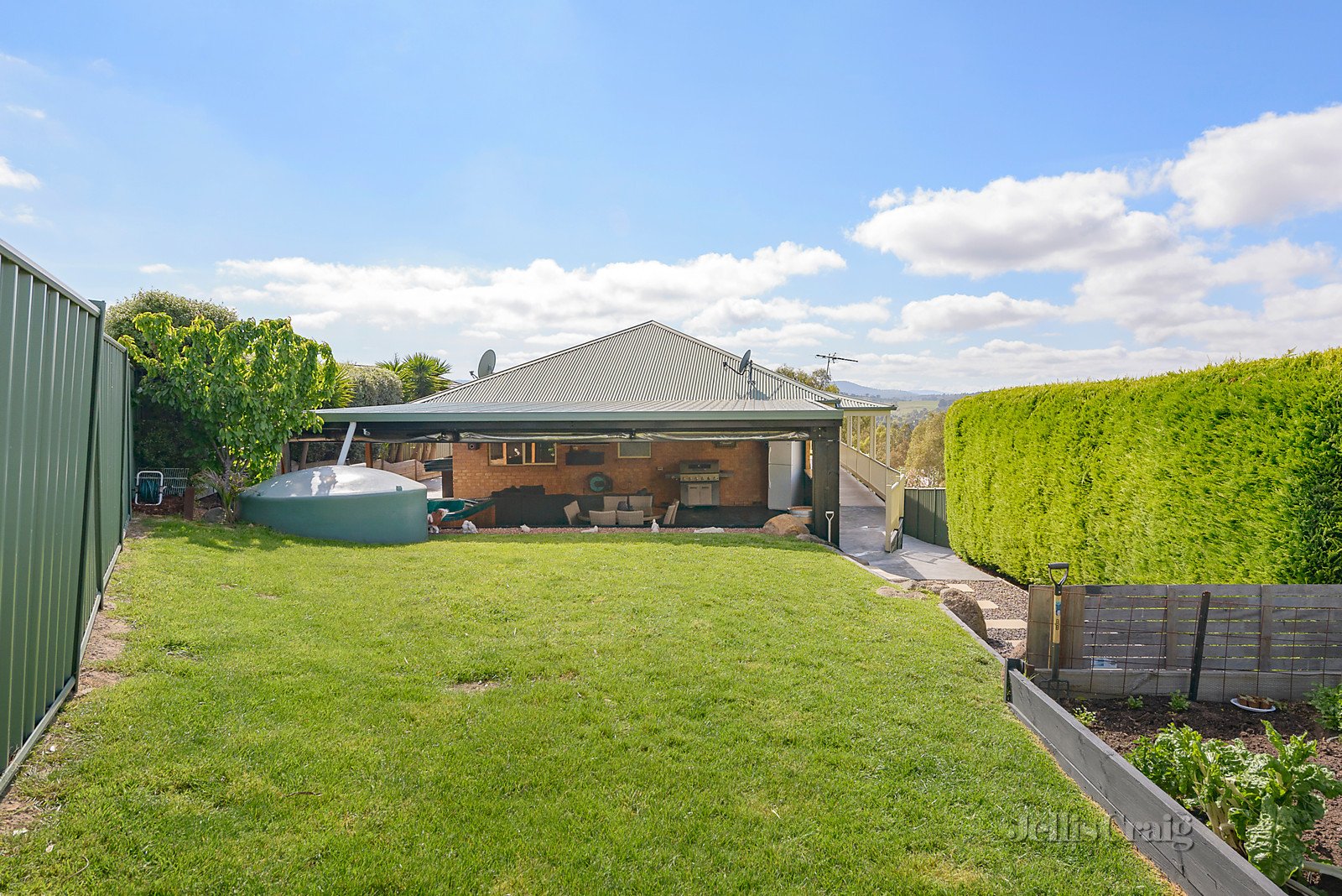 11 Pelican Walk, Whittlesea image 7