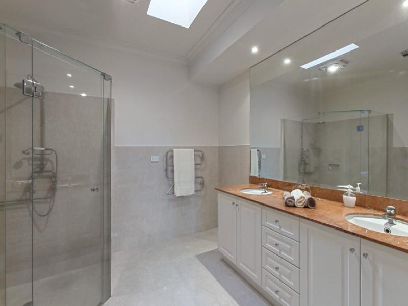 11 Pembroke Road, Balwyn image 6