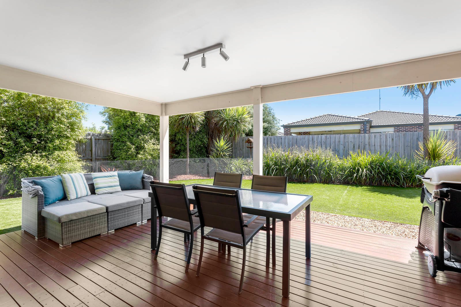 Property Gallery Thumbnail 14