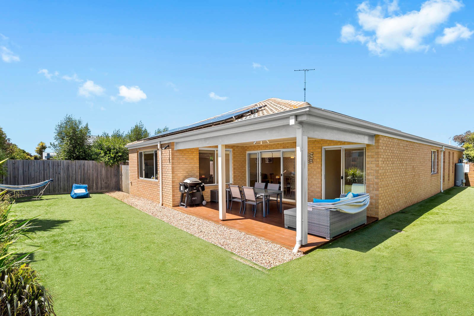 Property Gallery Thumbnail 15