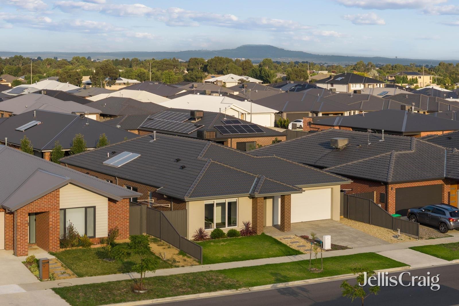 11 Pernonie Street, Lucas image 25