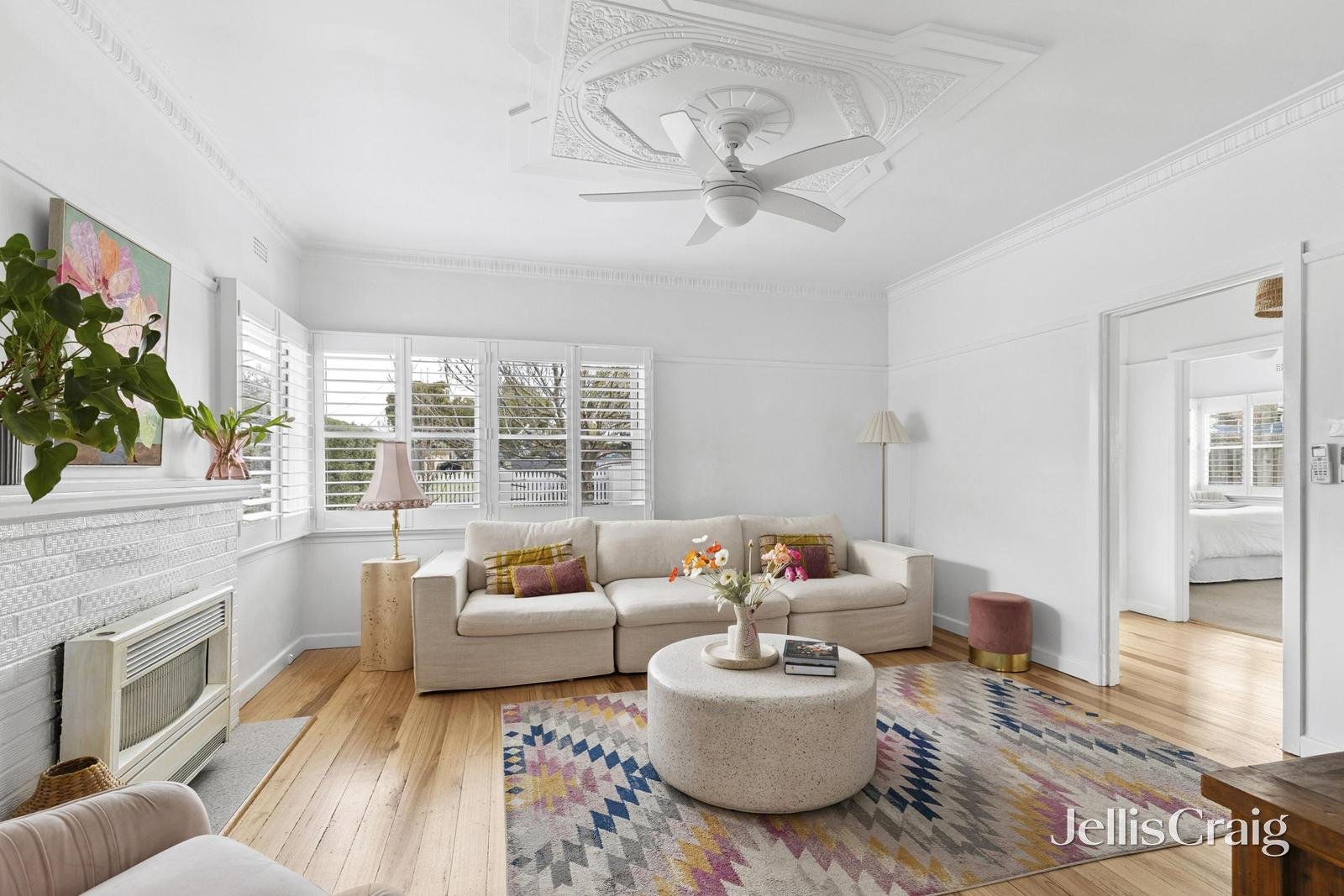 11 Perth Street, Belmont image 3