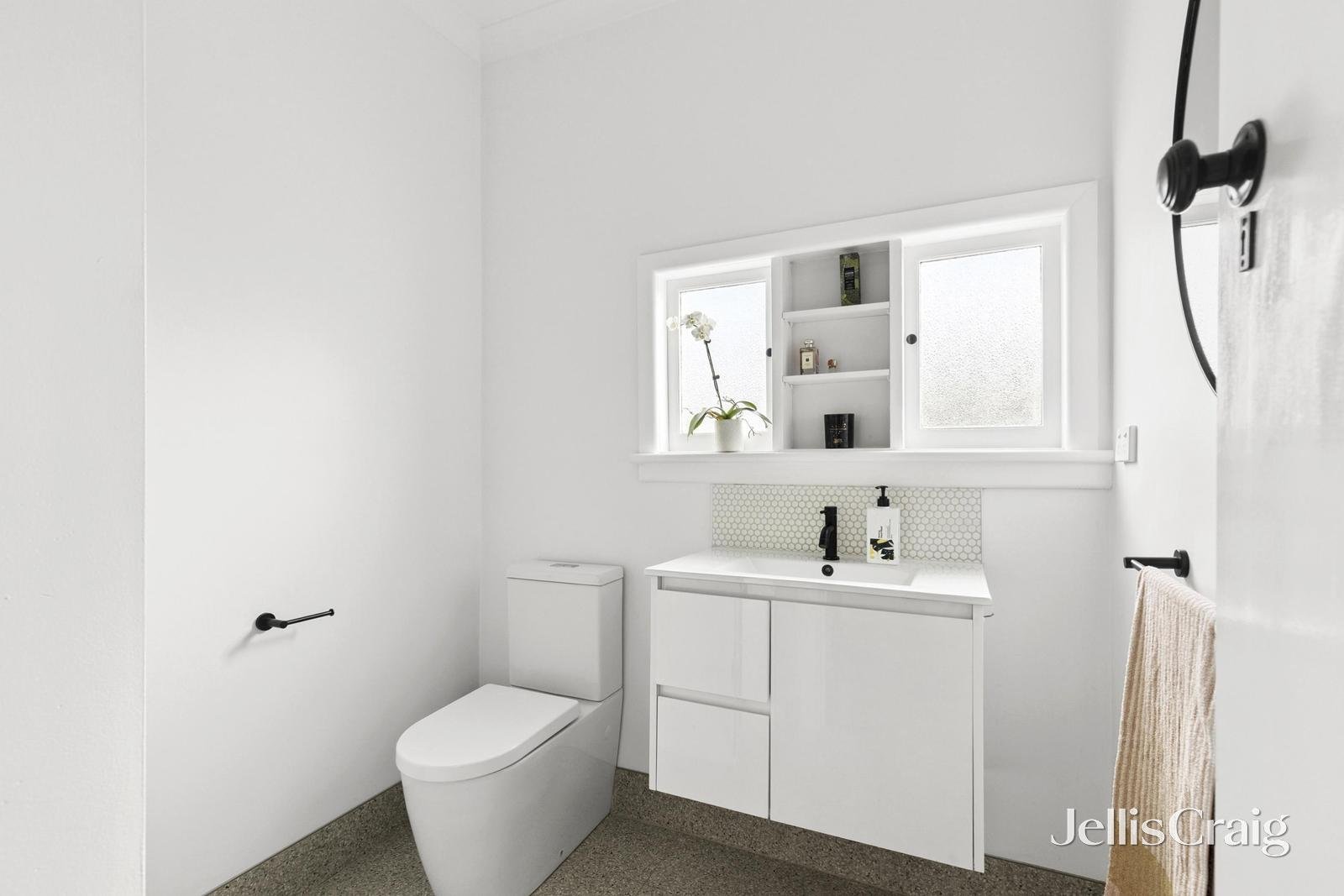 11 Perth Street, Belmont image 13