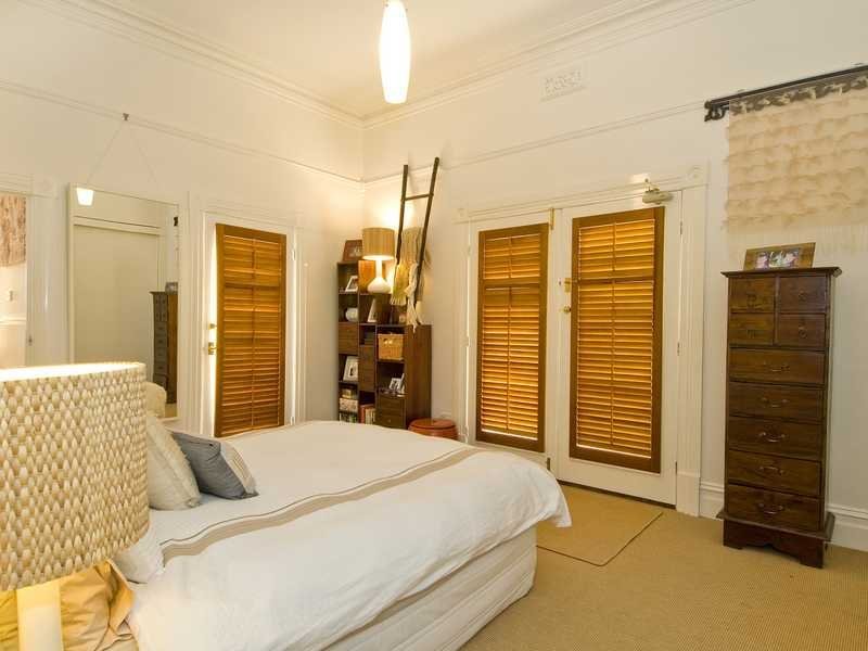 11 Pescott Street, Newtown image 7