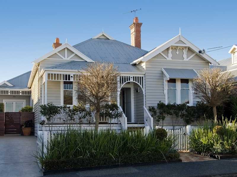 11 Pescott Street, Newtown image 9