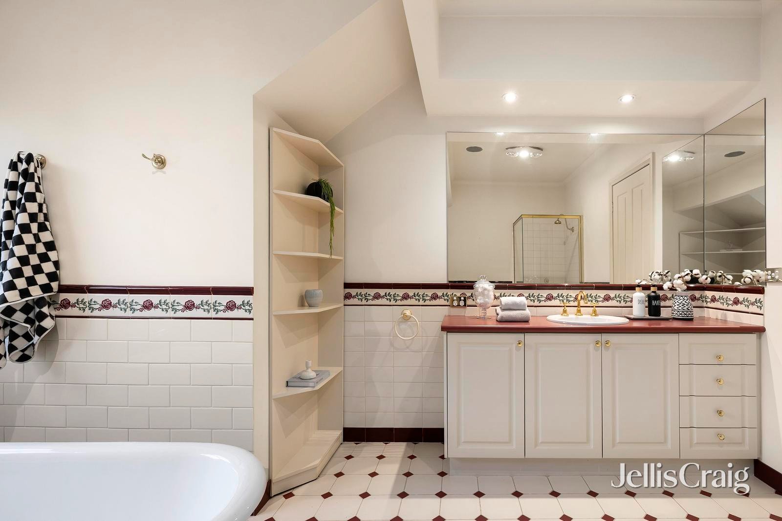 11 Pine Ridge, Donvale image 11