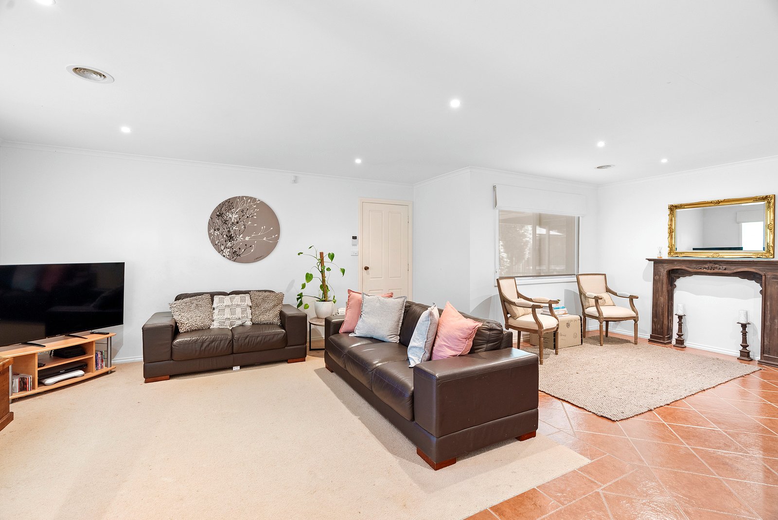 Property Gallery Thumbnail 5