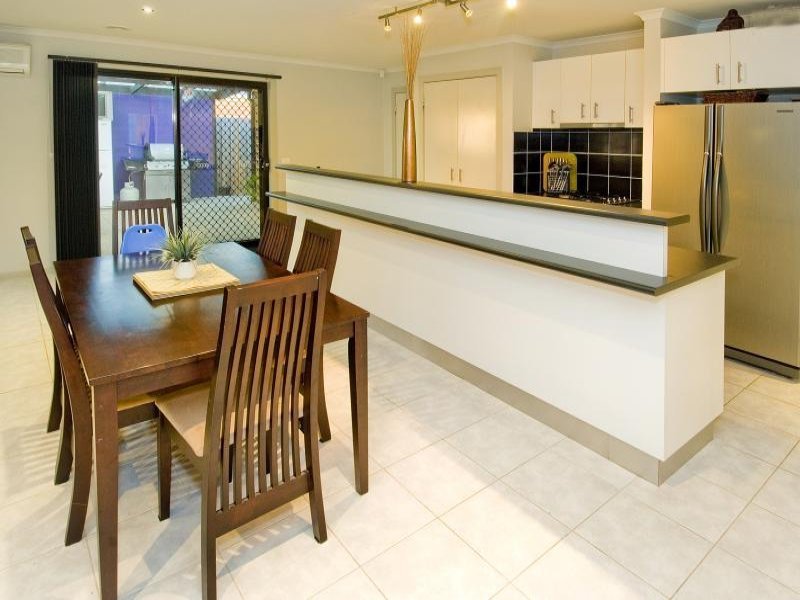 11 Pinot Street, Waurn Ponds image 2