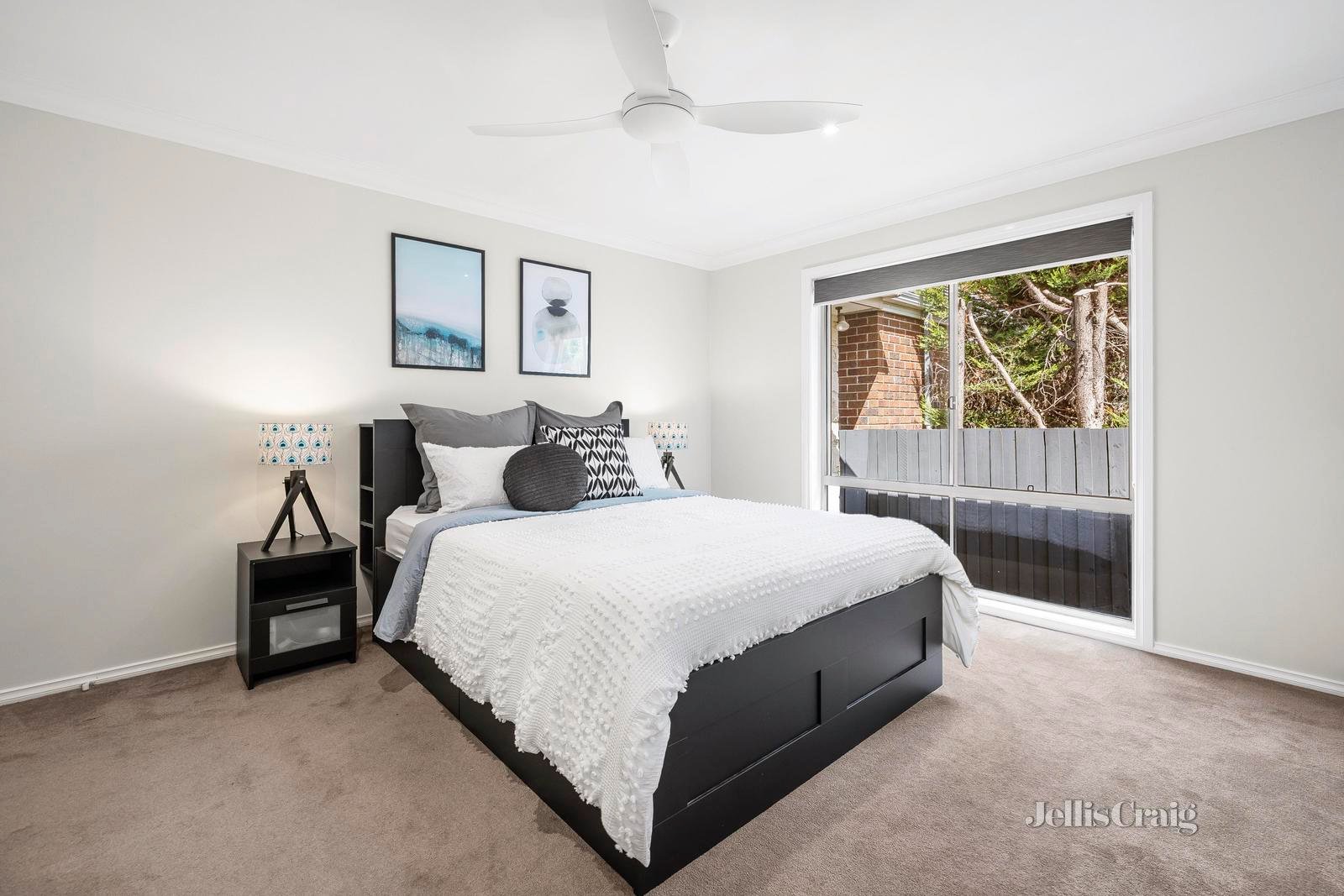 11 Playfield Grove, Mornington image 6