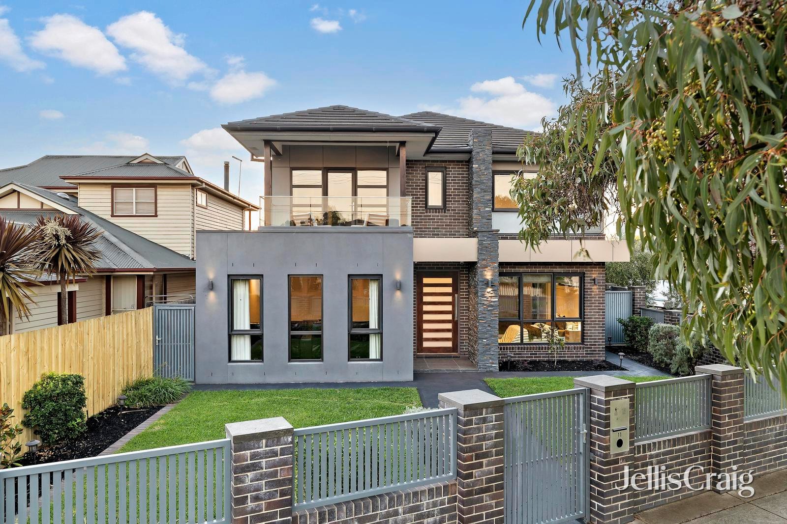 11 Plumpton Avenue, Glenroy image 1