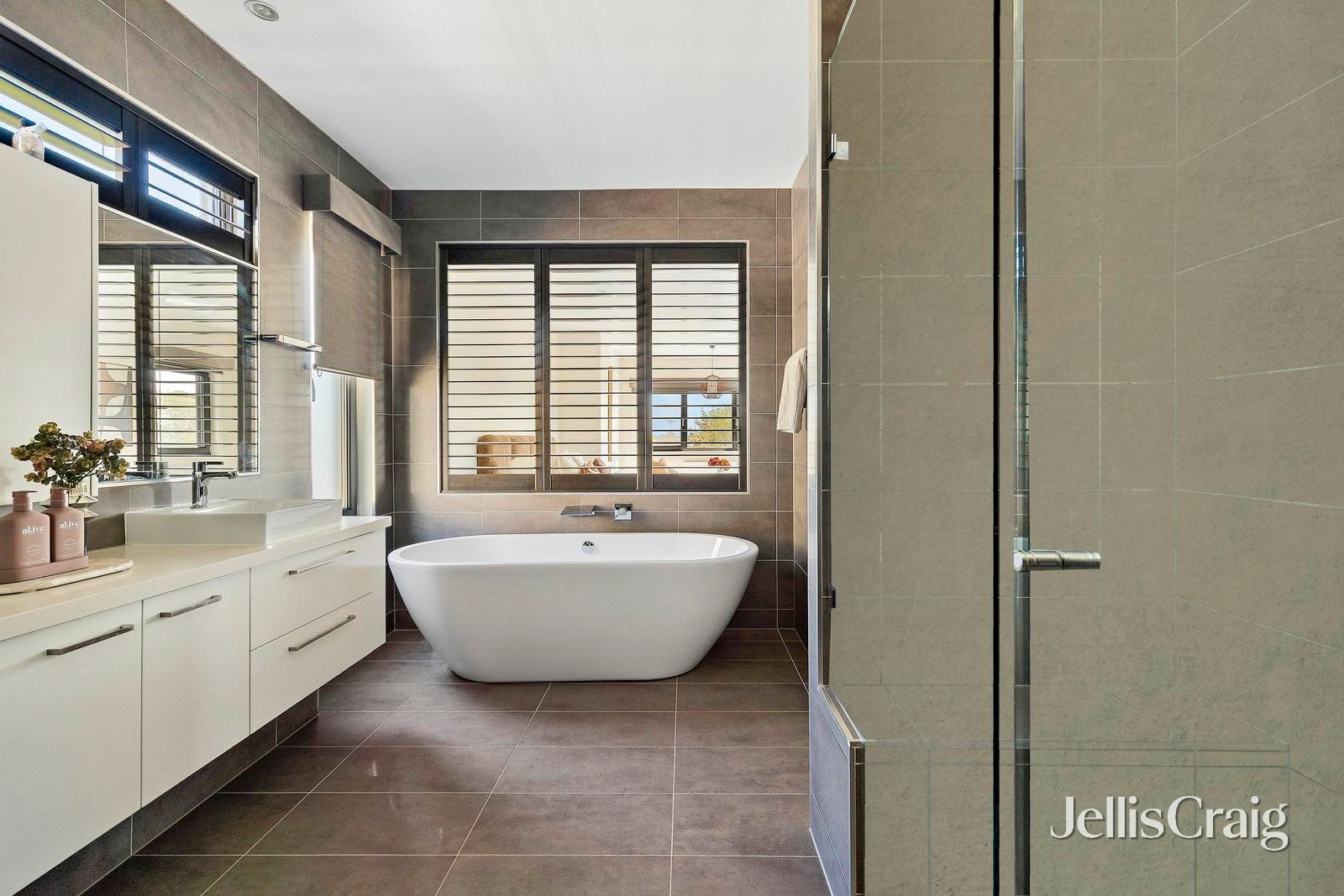 11 Plumpton Avenue, Glenroy image 14