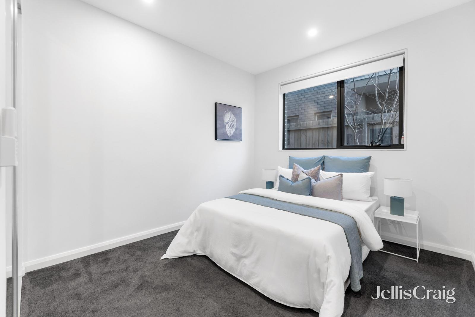1/1 Queen Street, Essendon image 9