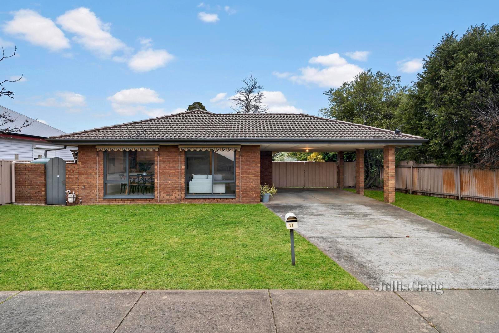 11 Queen Street, Sebastopol image 1