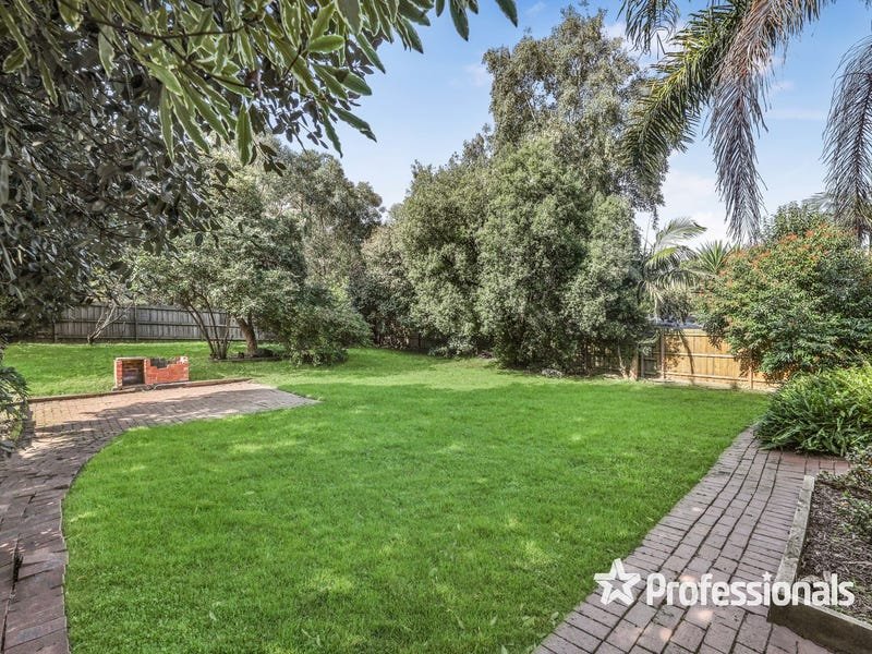 11 Quest Court, Mooroolbark image 11