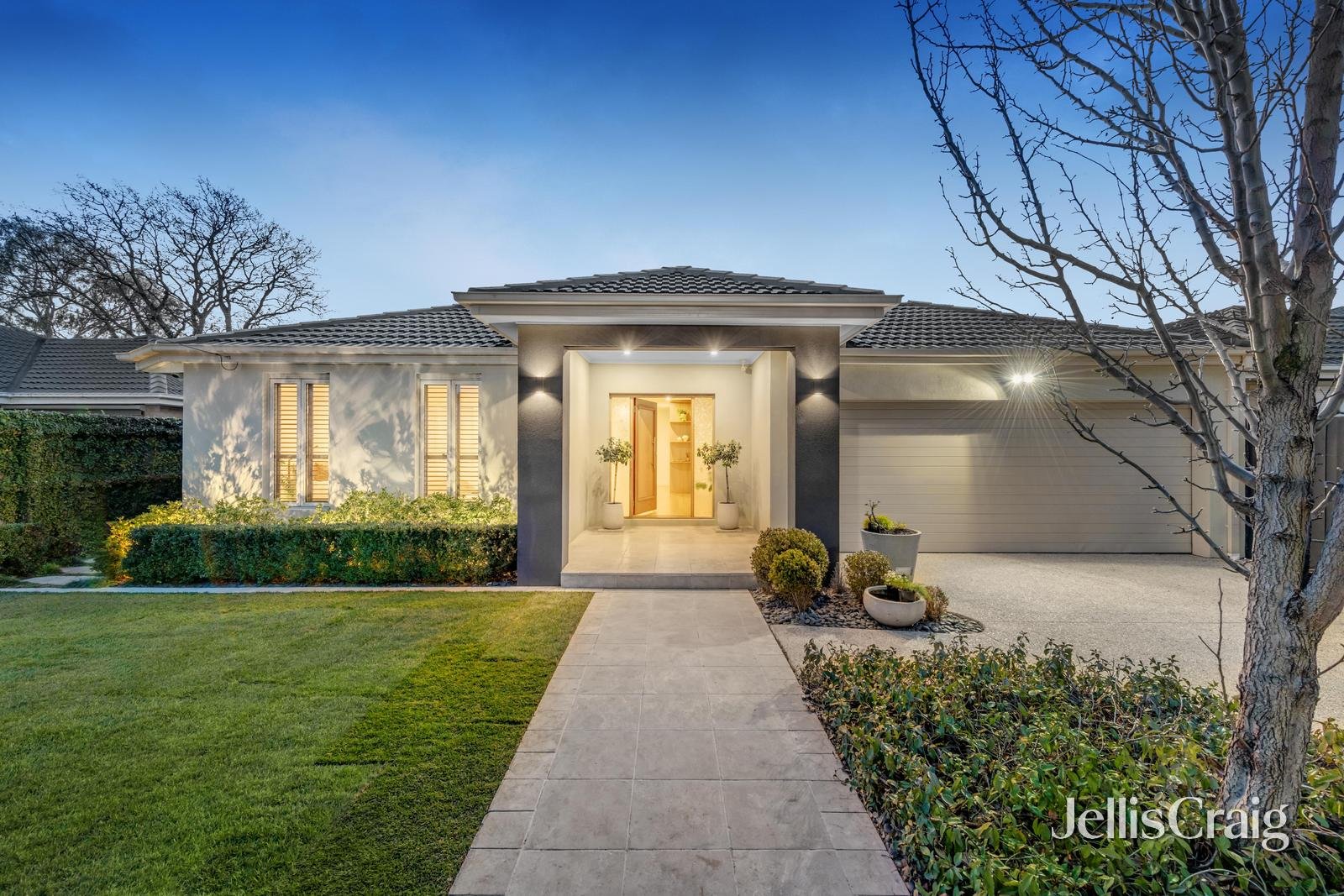 11 Rica Street, Moorabbin image 1