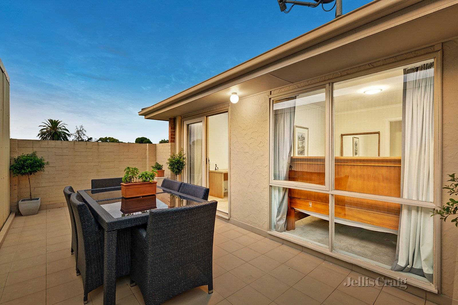 1/1 Rigby Avenue, Carnegie image 8