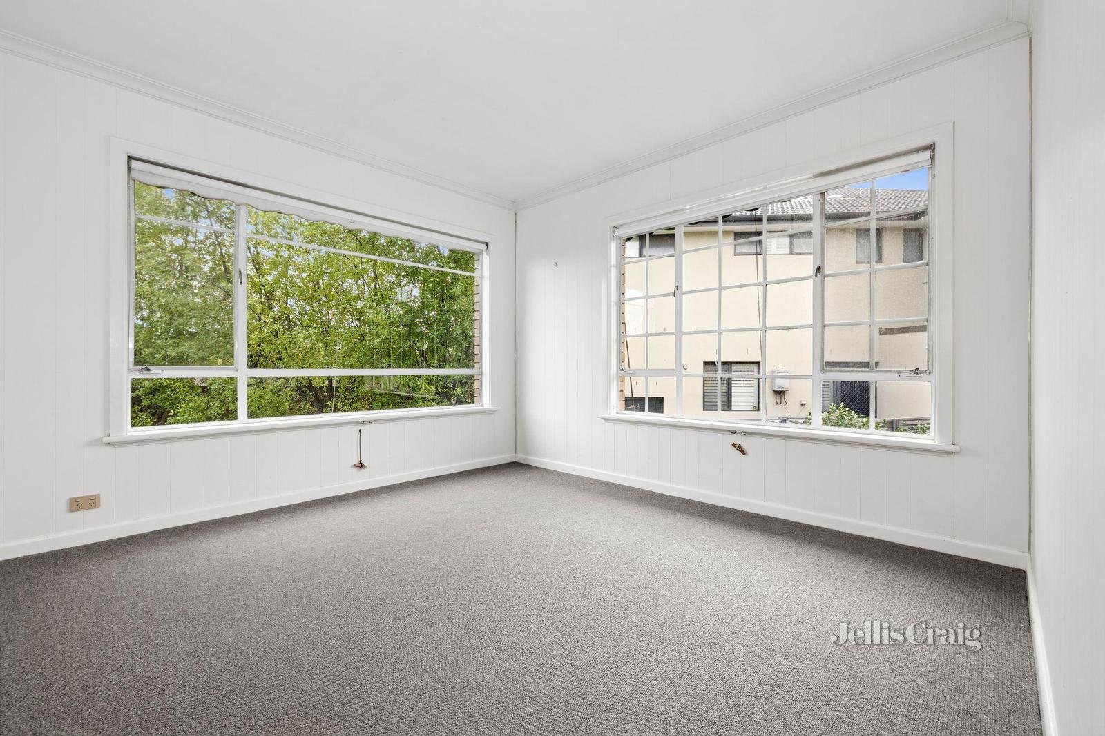 11 Rosaline Avenue, Mount Waverley image 10
