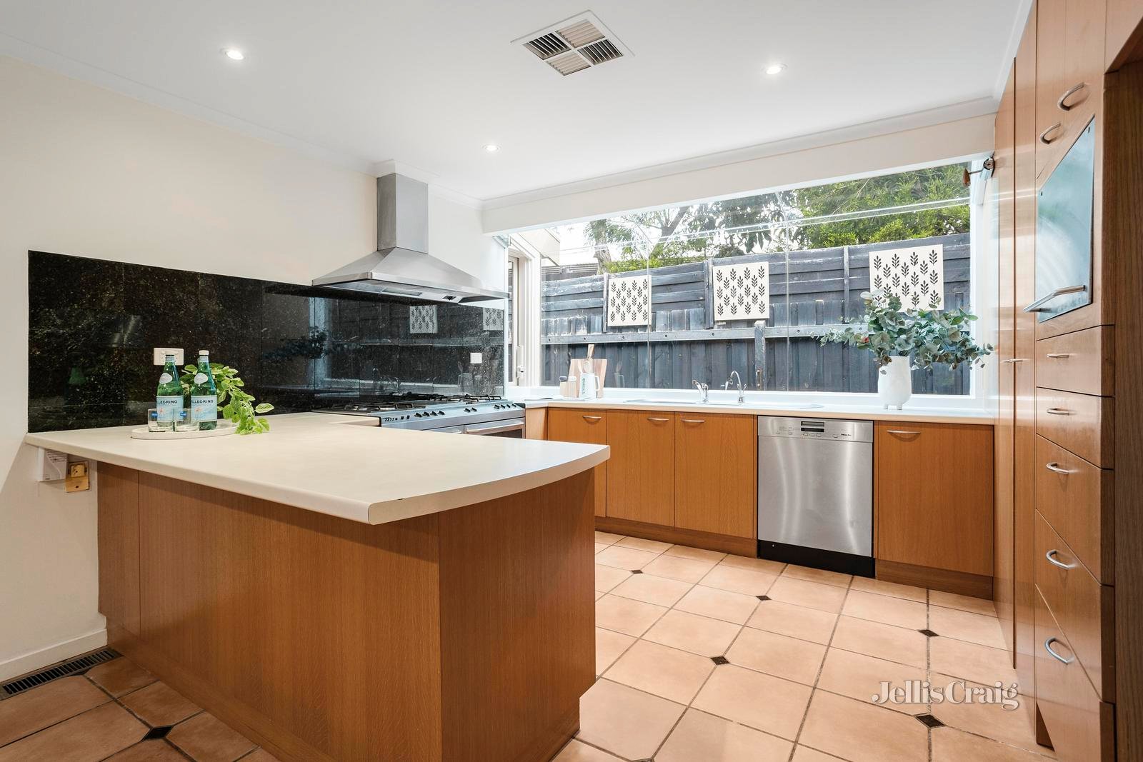 11 Rosco Drive, Templestowe image 6