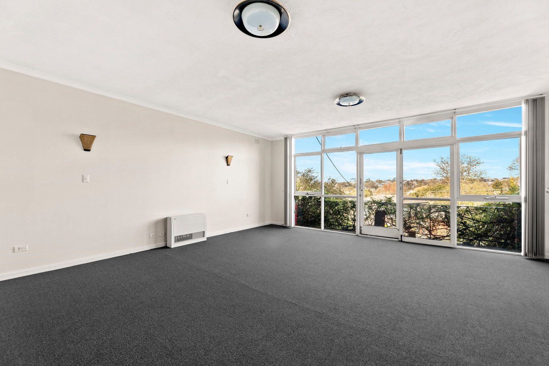 11 Rose Avenue, Bulleen image 2