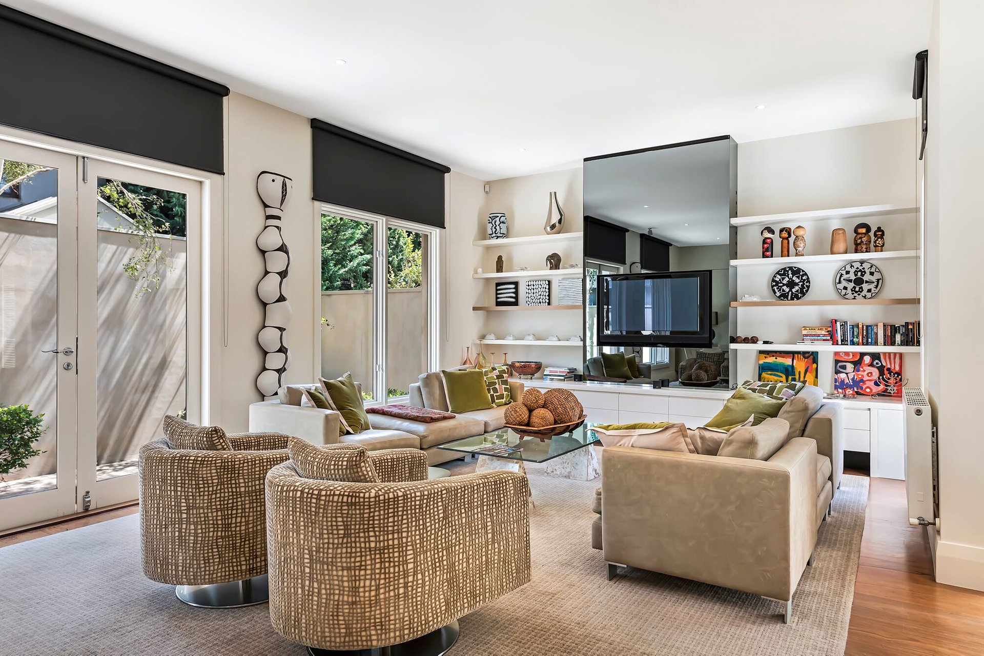 Property Gallery Thumbnail 3