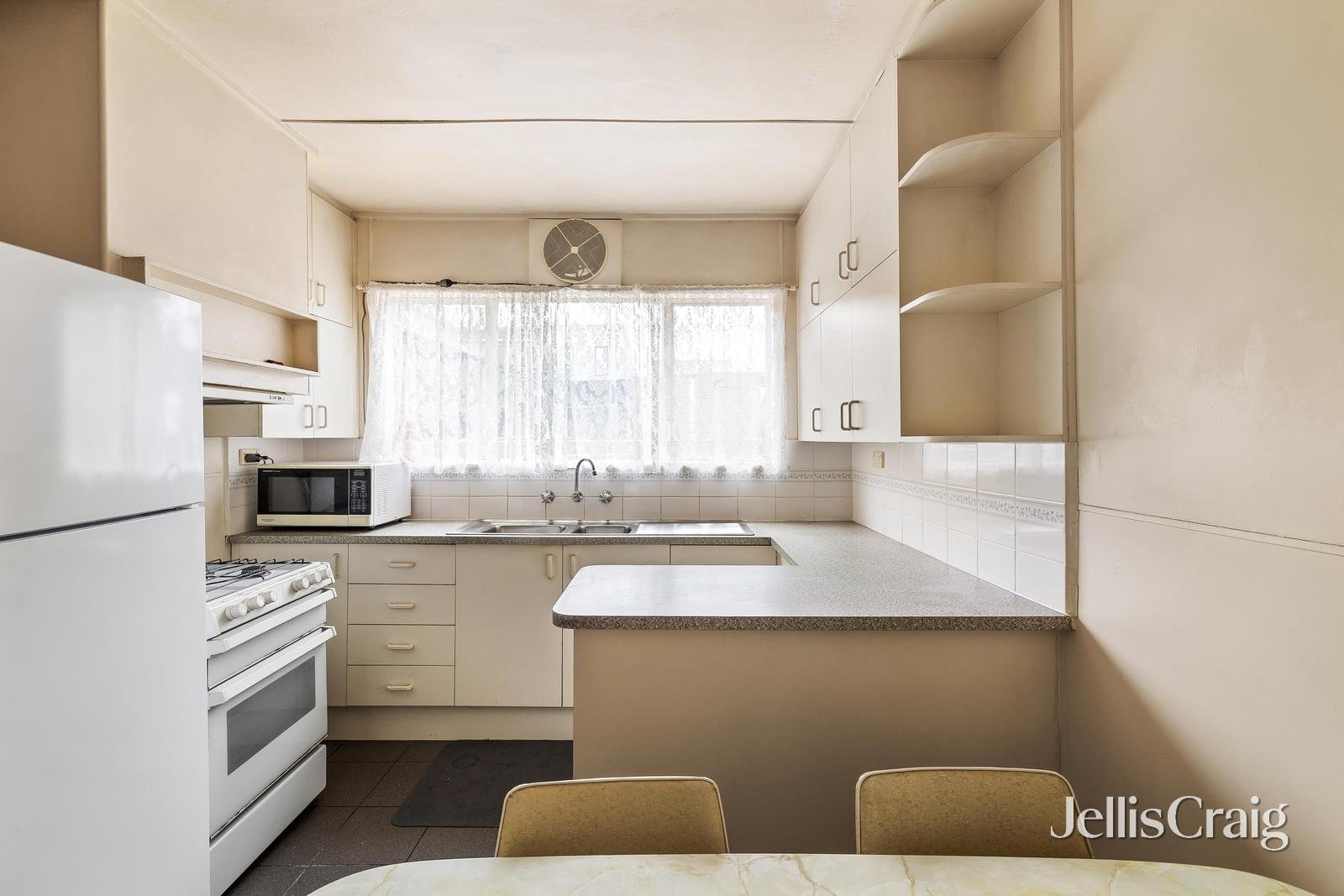 11 Rowena Parade, Richmond image 7