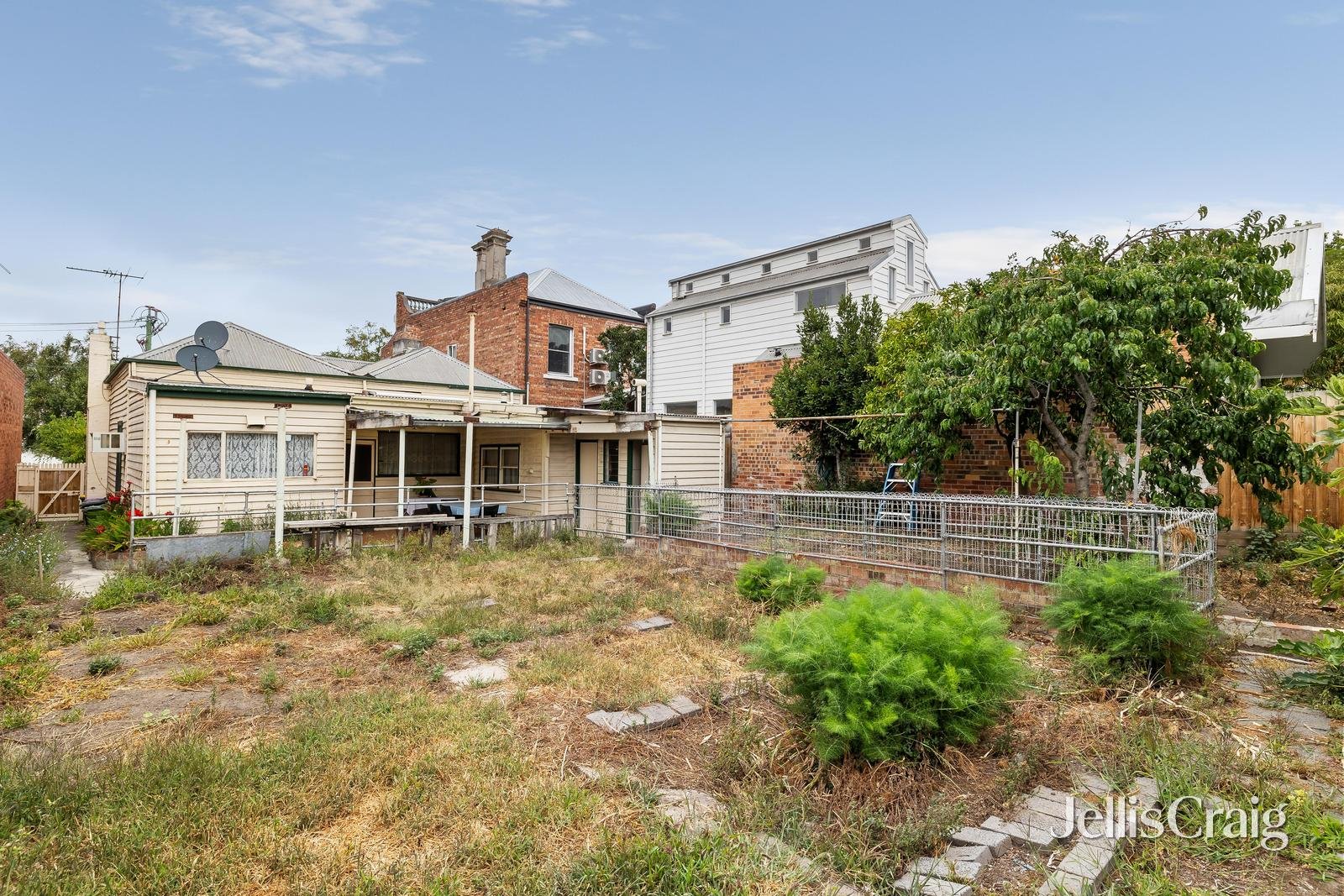 11 Rowena Parade, Richmond image 9