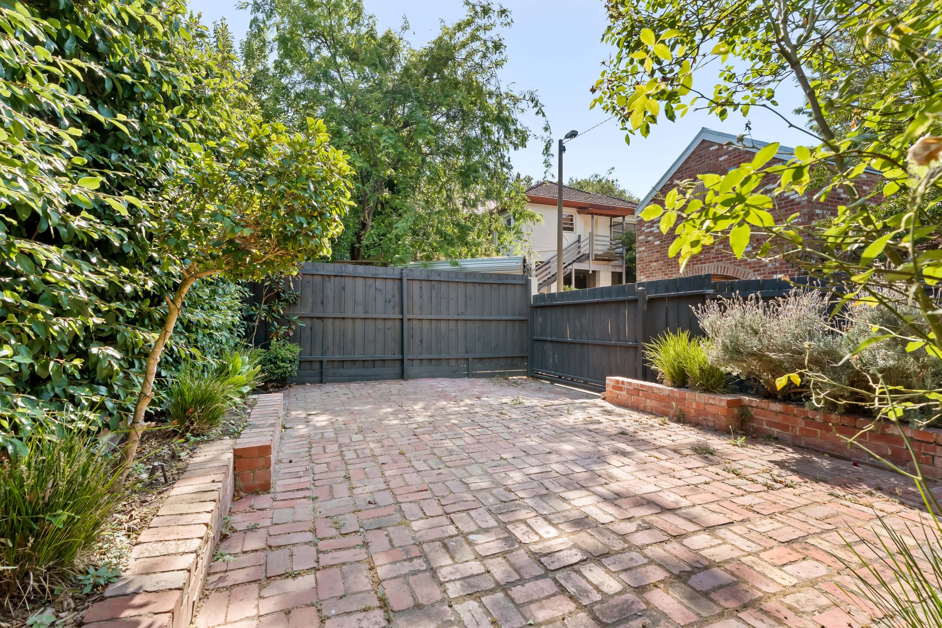 11 Ruskin Street, Elwood image 7