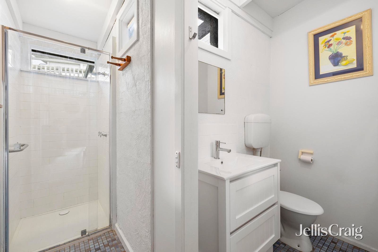 11 Russell Crescent, Sorrento image 12