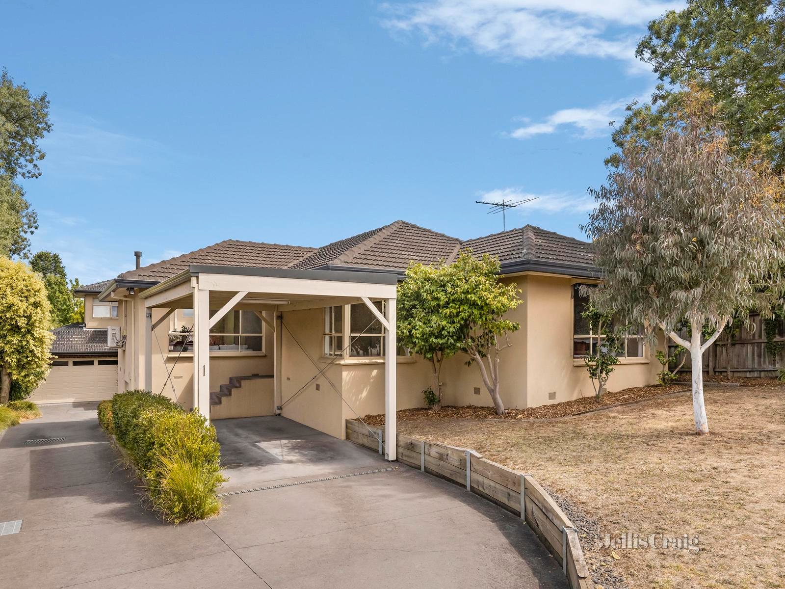 1/1 Ruth Street, Donvale image 1