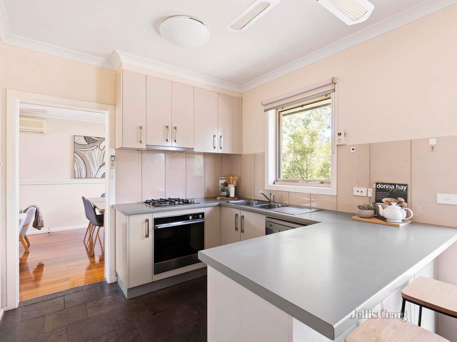 1/1 Ruth Street, Donvale image 3