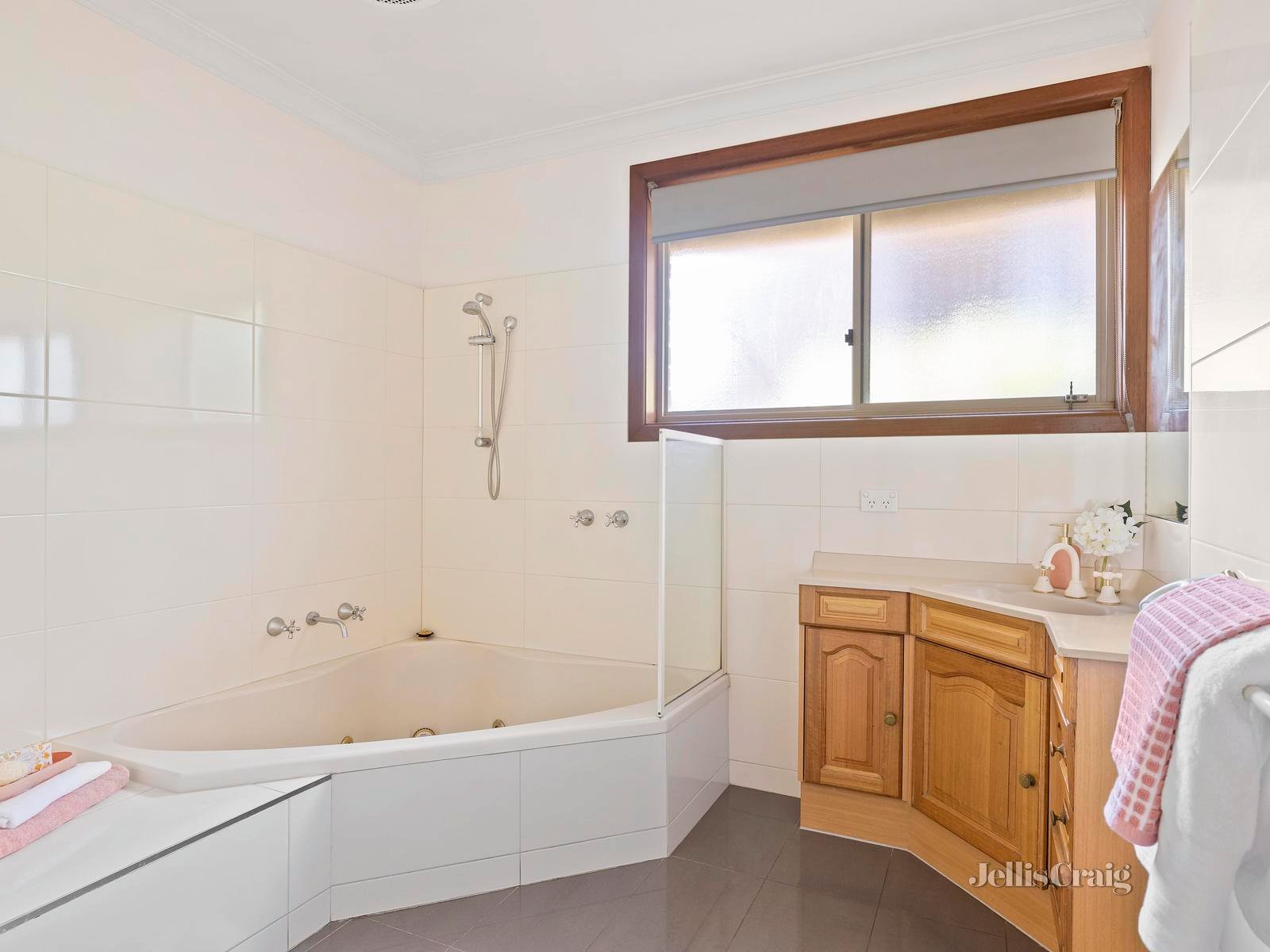 1/1 Ruth Street, Donvale image 6