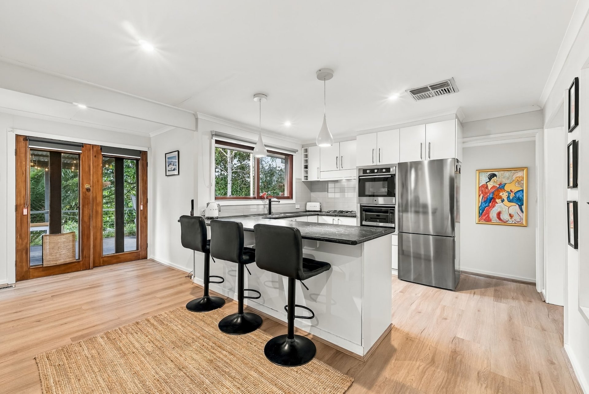 11 Sheldon Avenue, Mooroolbark image 2