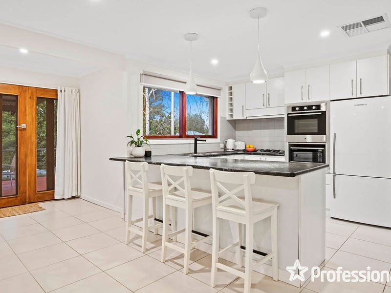 11 Sheldon Avenue, Mooroolbark image 6