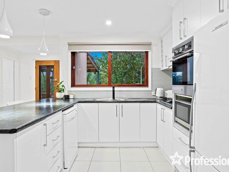 11 Sheldon Avenue, Mooroolbark image 8