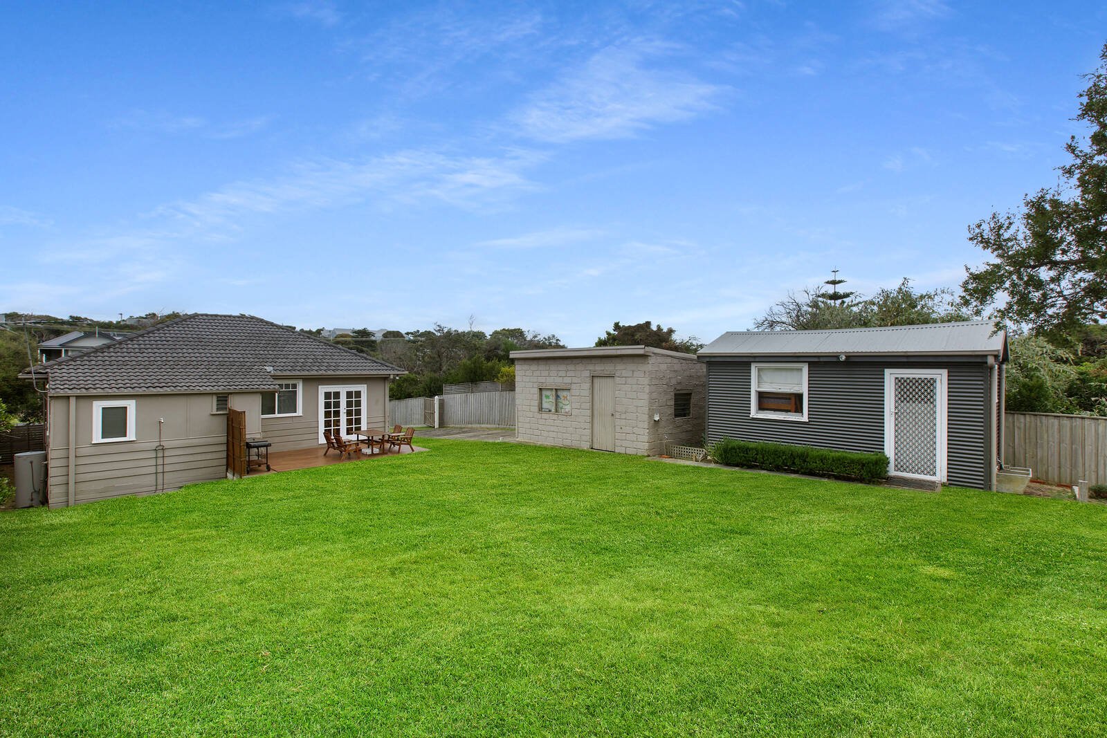 Property Gallery Thumbnail 3