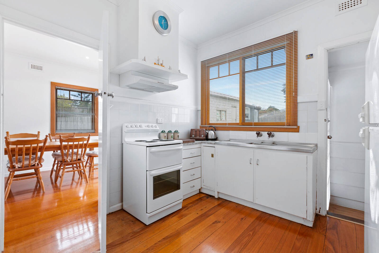 Property Gallery Thumbnail 6