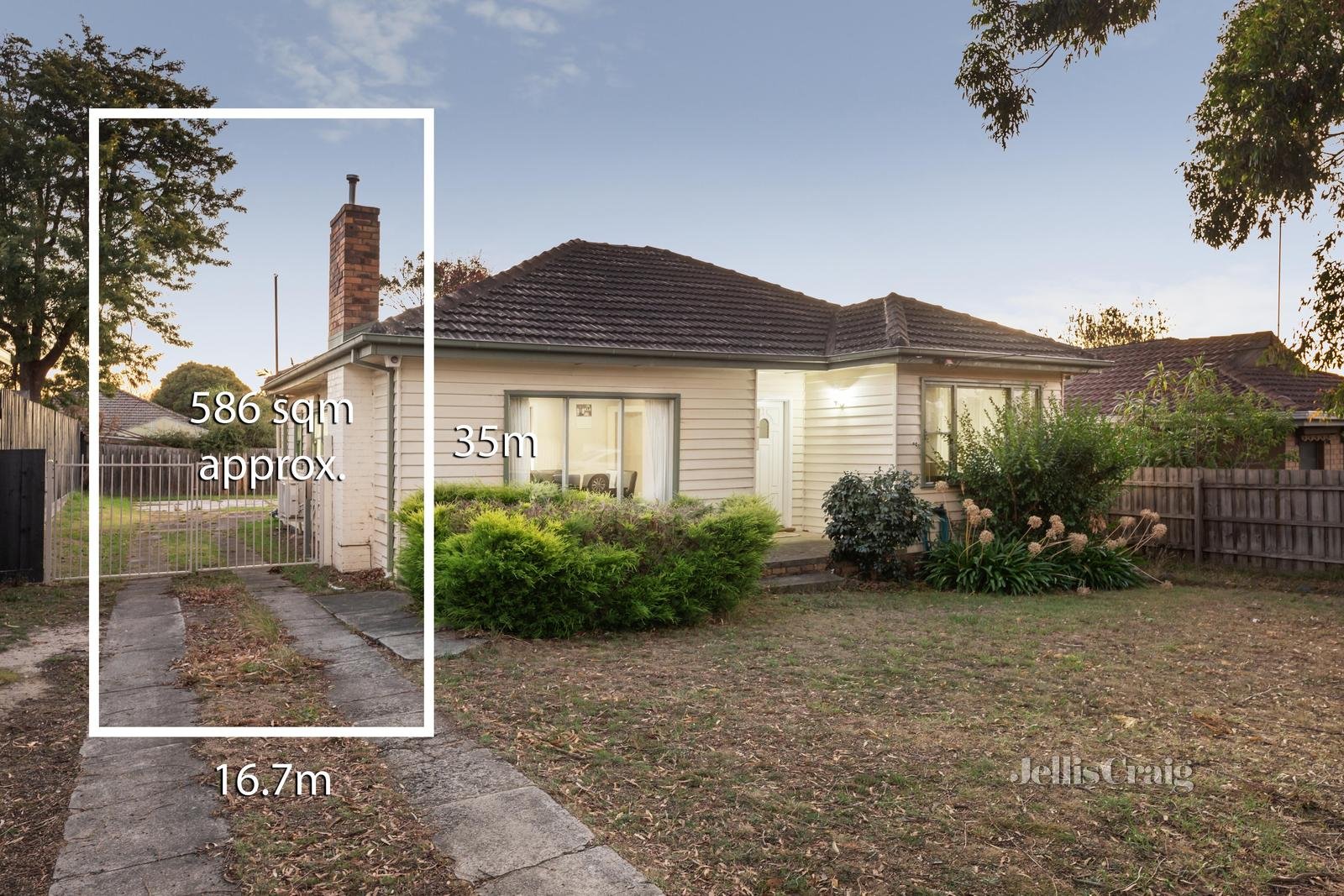 11 Sinclair Crescent, Macleod image 1