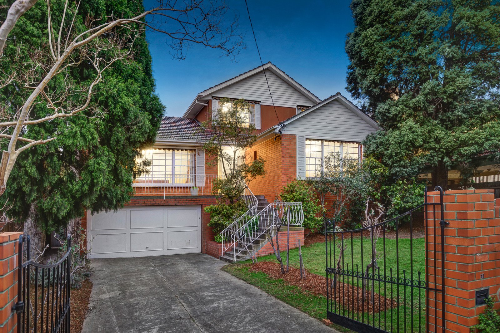 11 Singleton Road, Balwyn North image 1