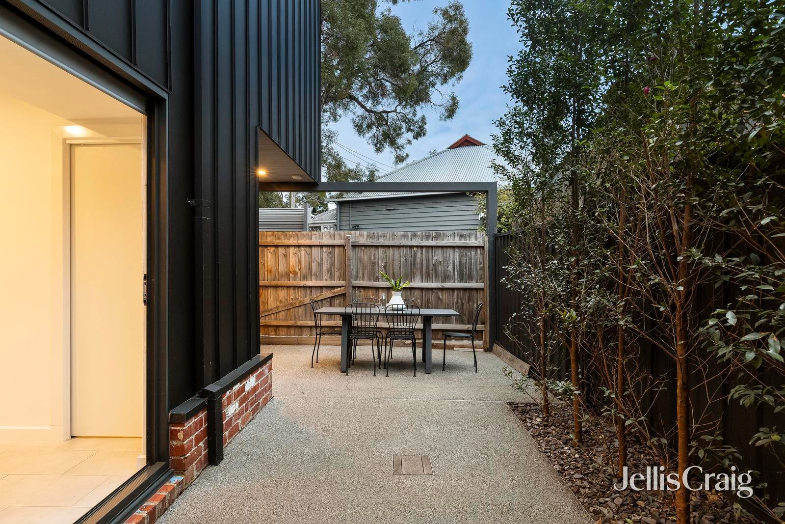 11 South Park Street, Northcote image 10