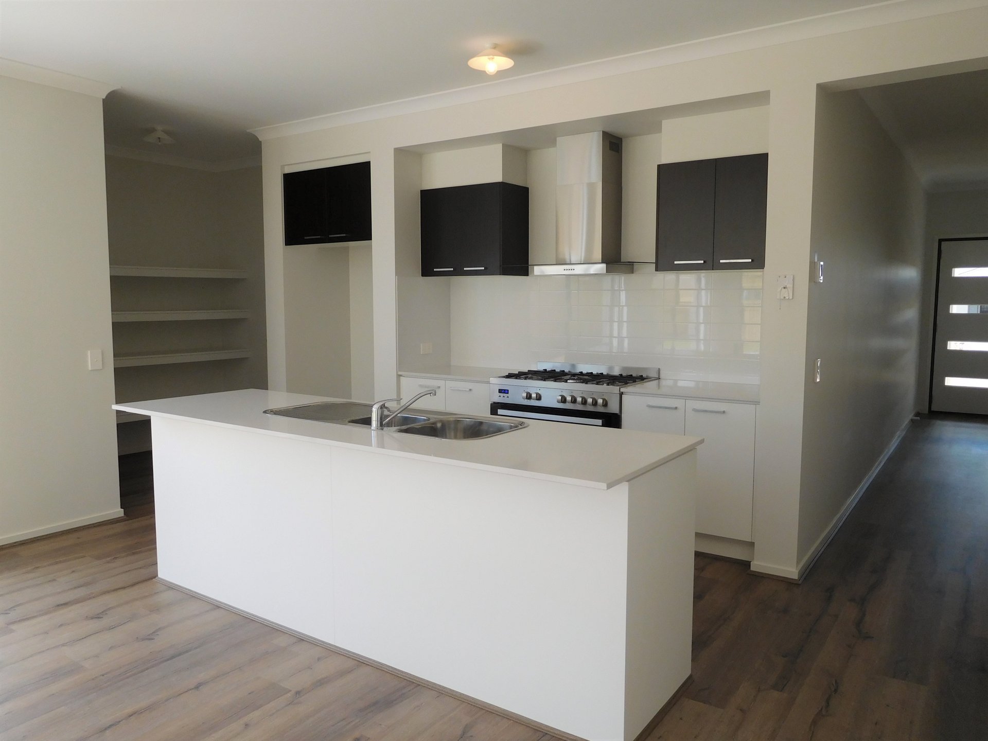 Property Gallery Thumbnail 2